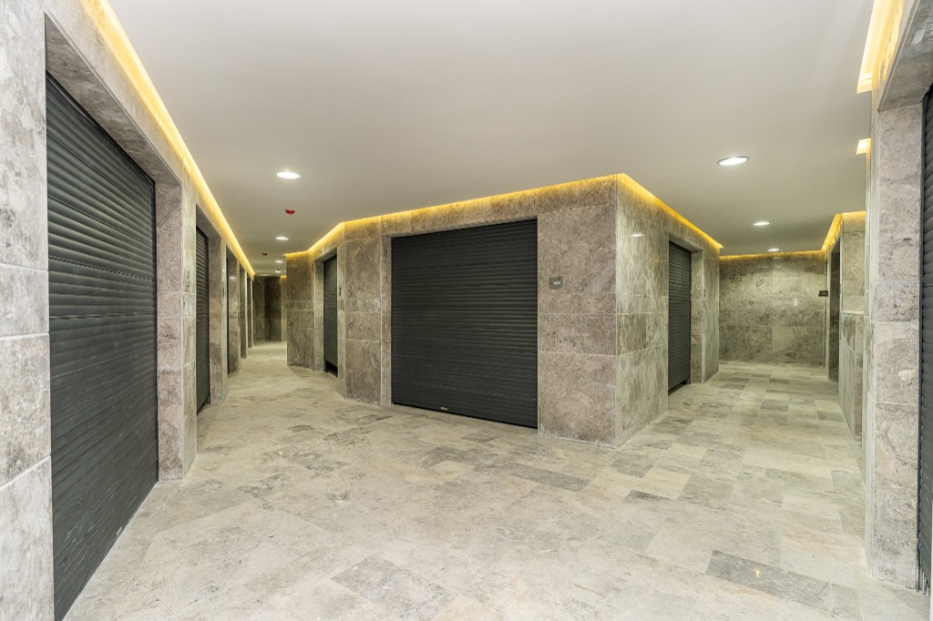 Boutiques – Galerie Commerciale
